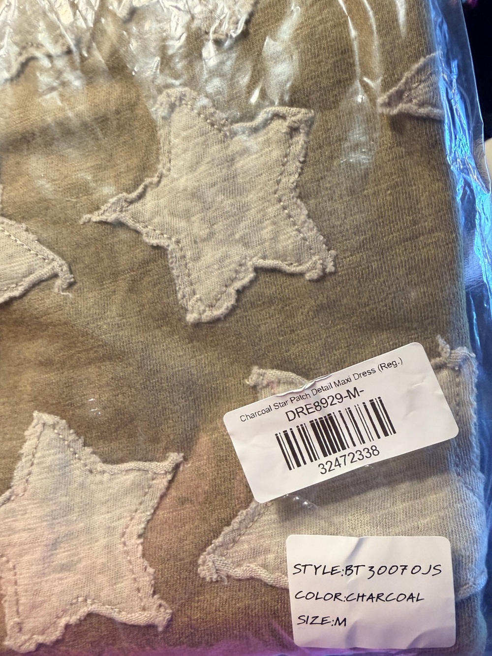 Bluevelvet Star Pattern Olive Midi T-Shirt Dress - Picture 5 of 6